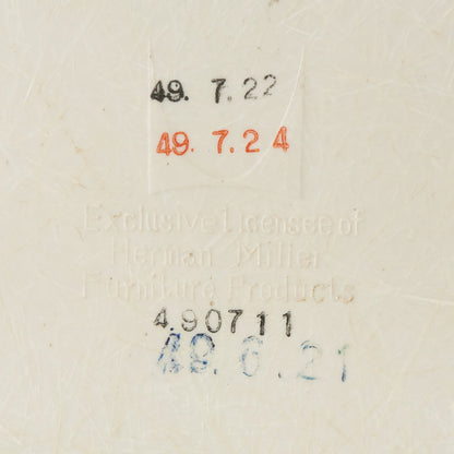 サイドシェルチェア スタッキングベース