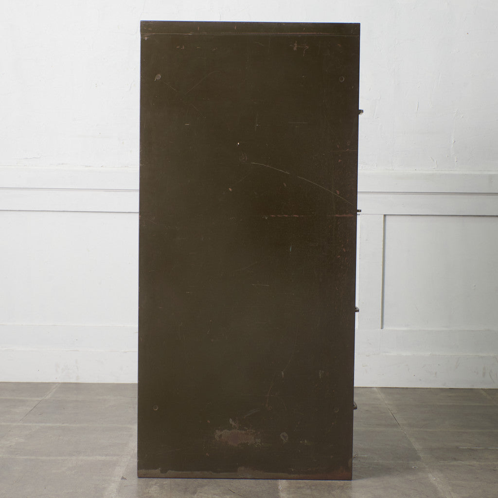 4段 メタルキャビネット