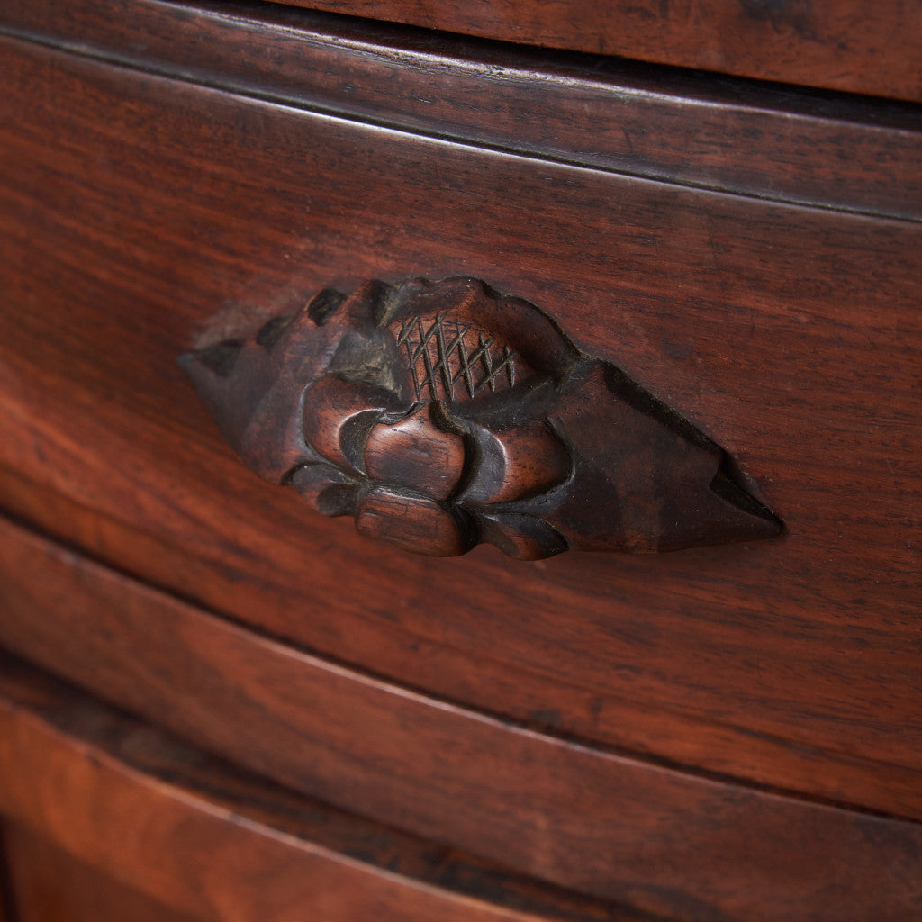 西洋クラシック ウォールナット材キャビネット