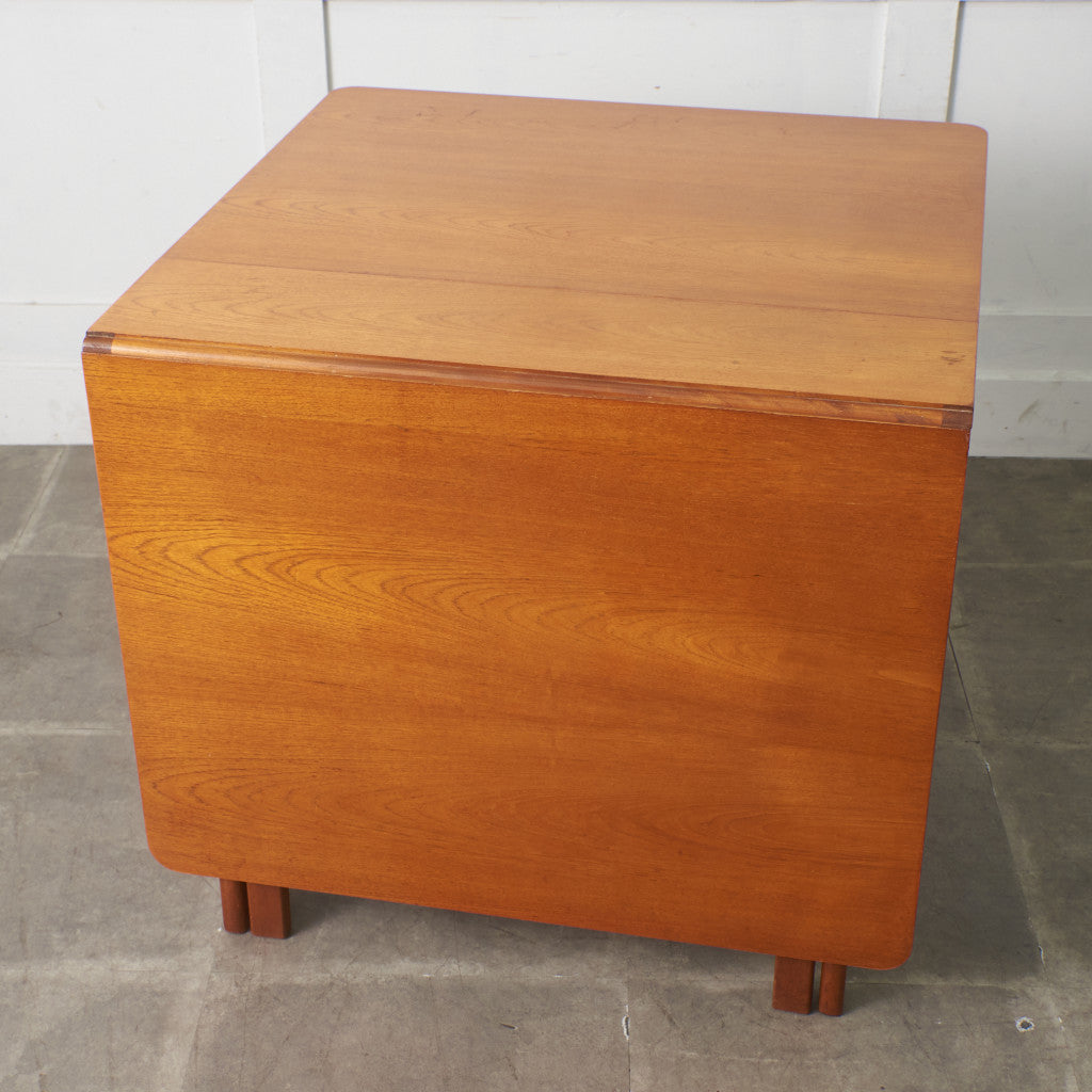 ドロップリーフゲートレッグテーブル