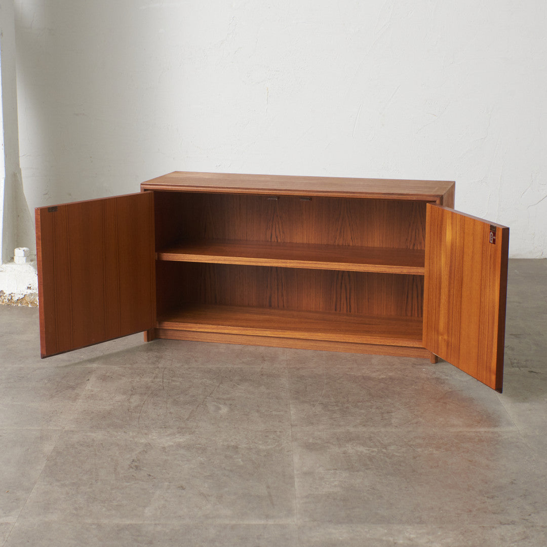 ヴィンテージ収納家具｜キャビネット・チェスト・サイドボードほか