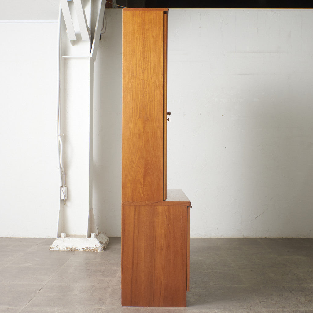 ヴィンテージ ガラスキャビネット