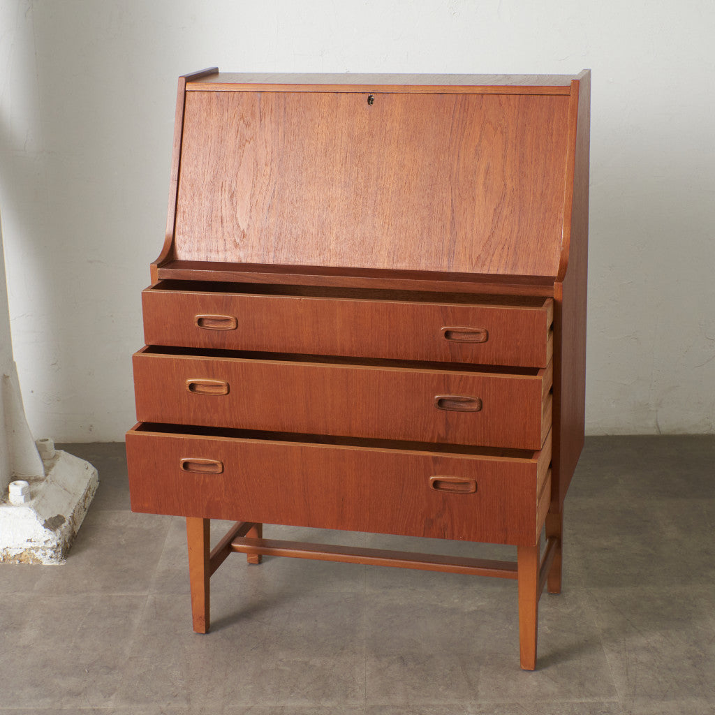 ビンテージ　北欧ライティングビューロー 北欧ヴィンテージ ライティングビューロー｜rocca rocca