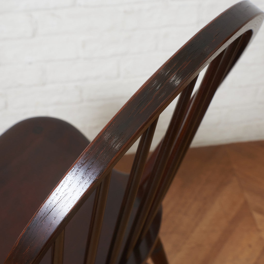 #72 リーチ型チェア