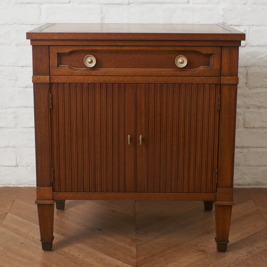 TRIUNE ナイトテーブル