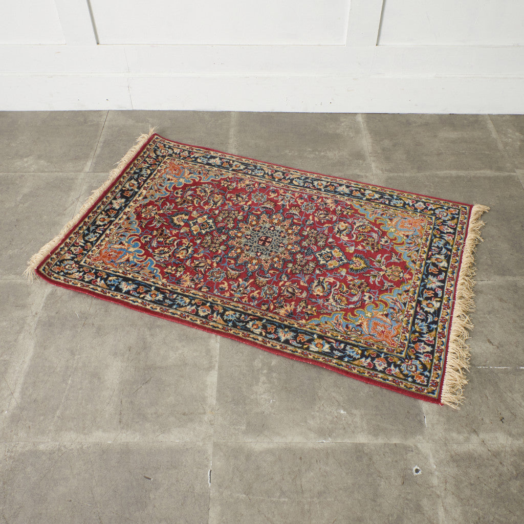 ウール製 手織りラグ