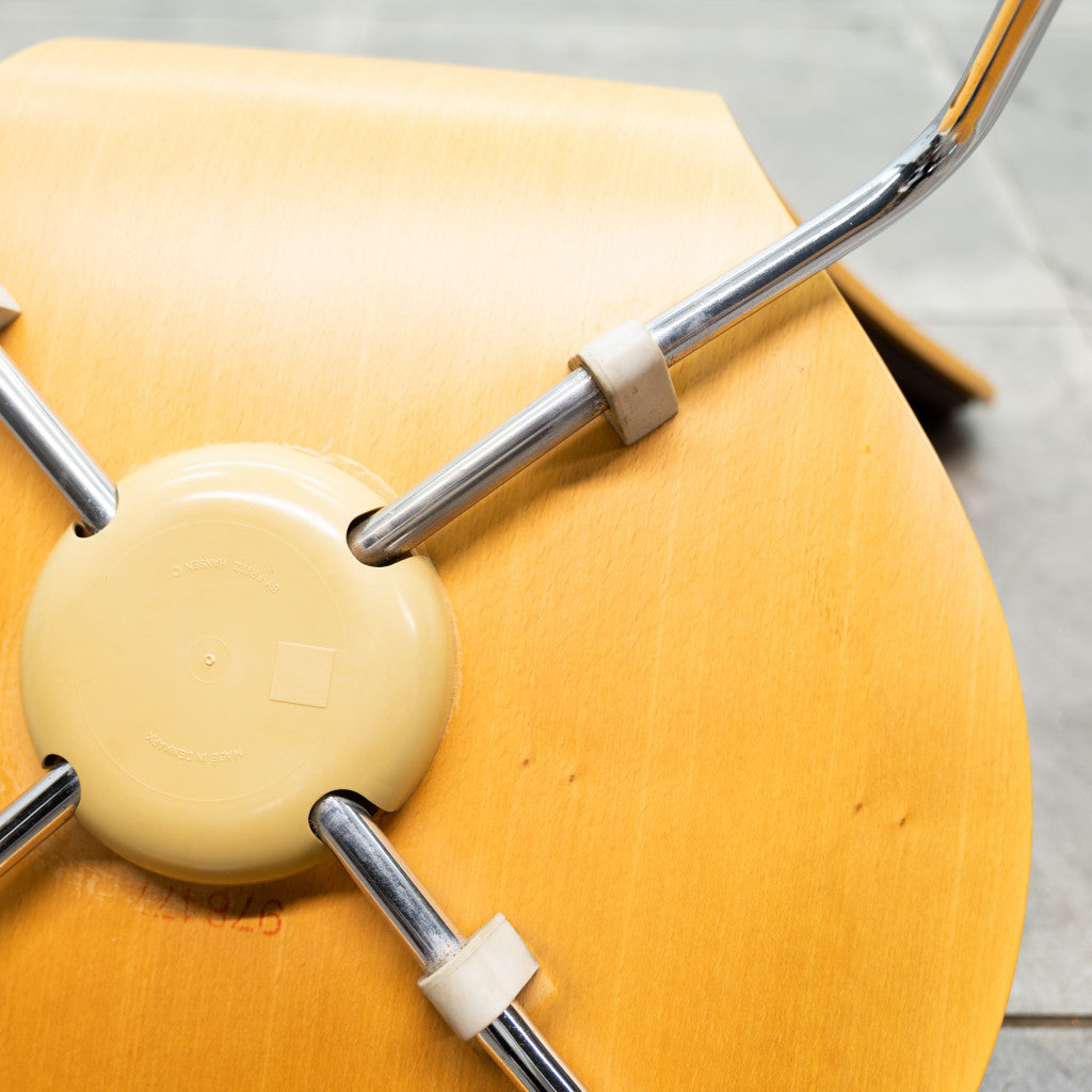 セブンチェア / フロントパディング