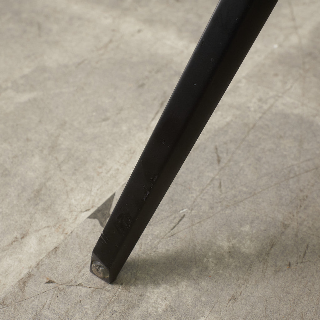 395 P22 ラウンジチェア