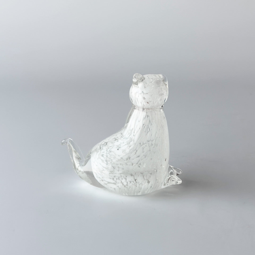 ヴィンテージ 猫のフィギュリン