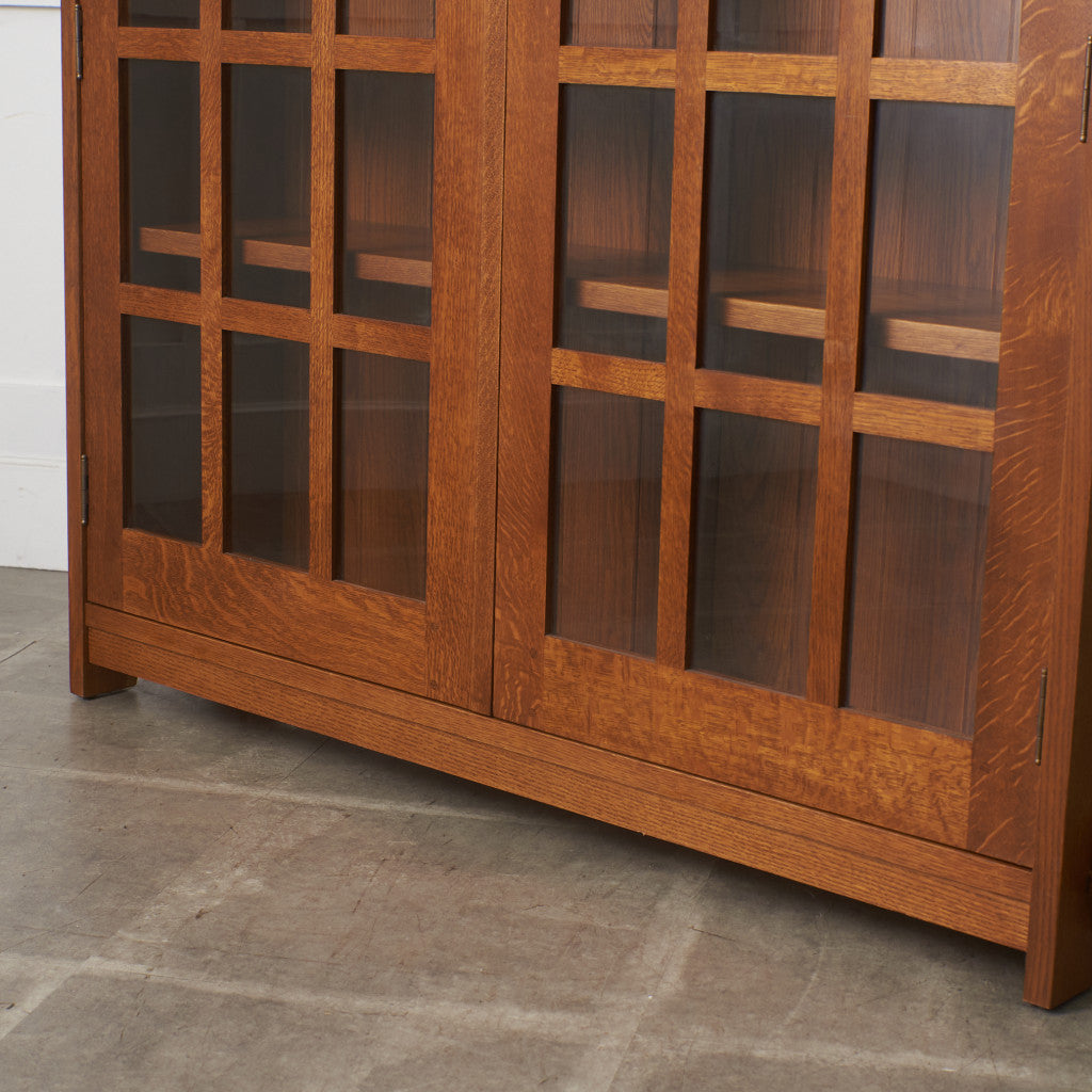 ミッションスタイル ガラスキャビネット