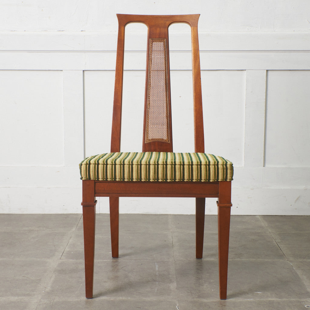 TRIUNE サイドチェア