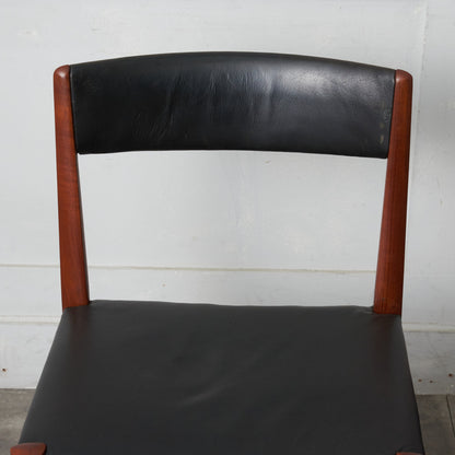 model 4112 ダイニングチェア 4脚セット