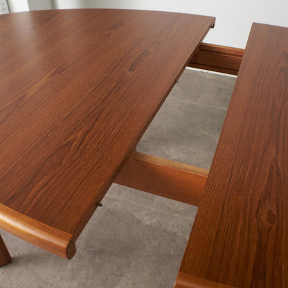 ヴィンテージ オーバルダイニングテーブル