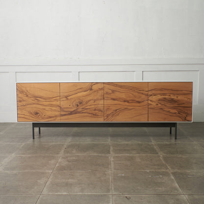 萵苣の木 サイドボード