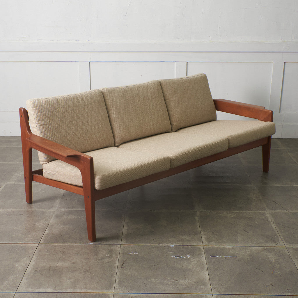 ヴィンテージ 3人掛けソファ