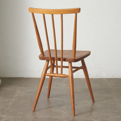 スティックバックチェア