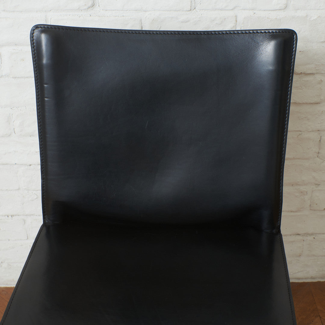 412 CAB アームレスチェア