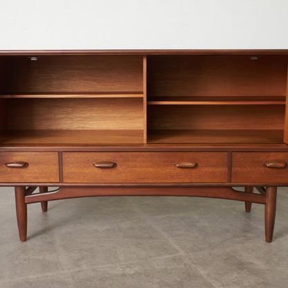 Brasilia サイドボード (4057)