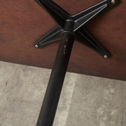 イームズ コントラクトベース テーブル