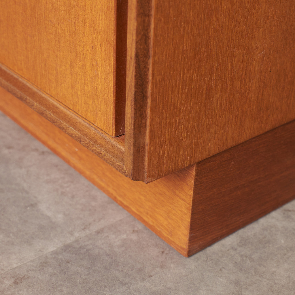 Form FIVE サイドボード