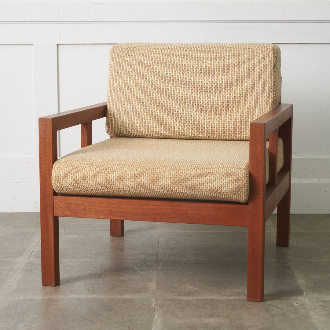 ヴィンテージのイージーチェア多数入荷｜英国・北欧など｜rocca rocca