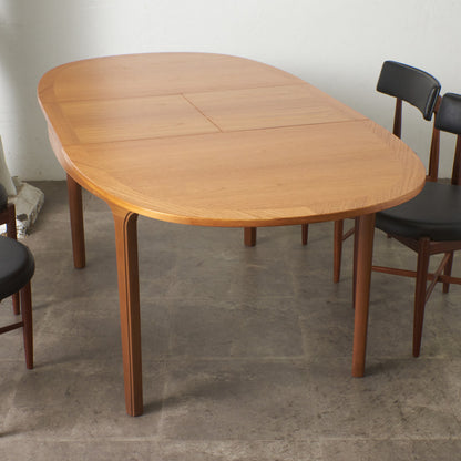 エクステンション オーバル ダイニングテーブル