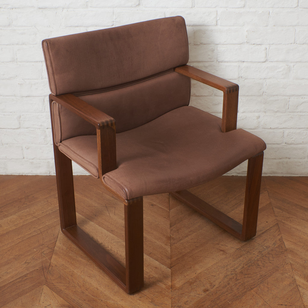 BOLS ダイニングアームチェア