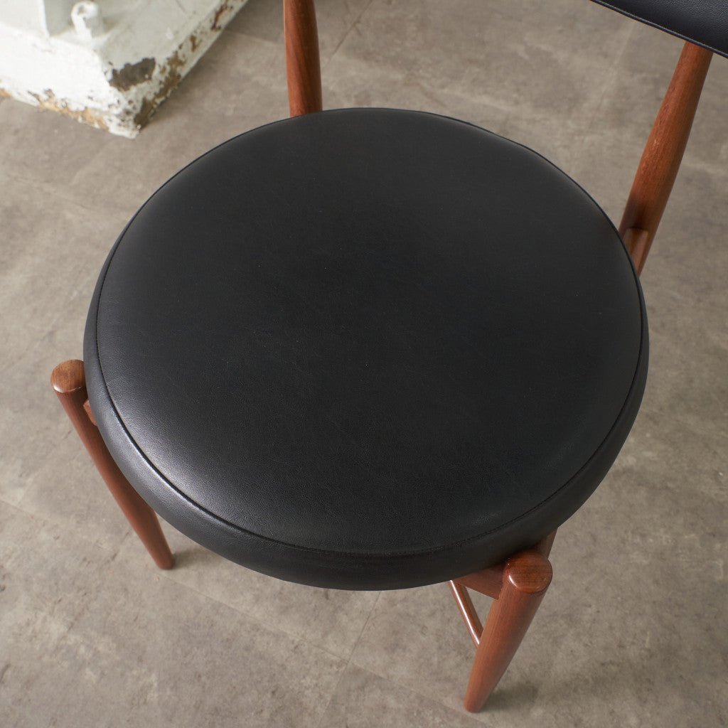 サーキュラーチェア