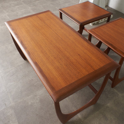 Astro ネストコーヒーテーブル