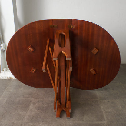 ドロップリーフゲートレッグテーブル