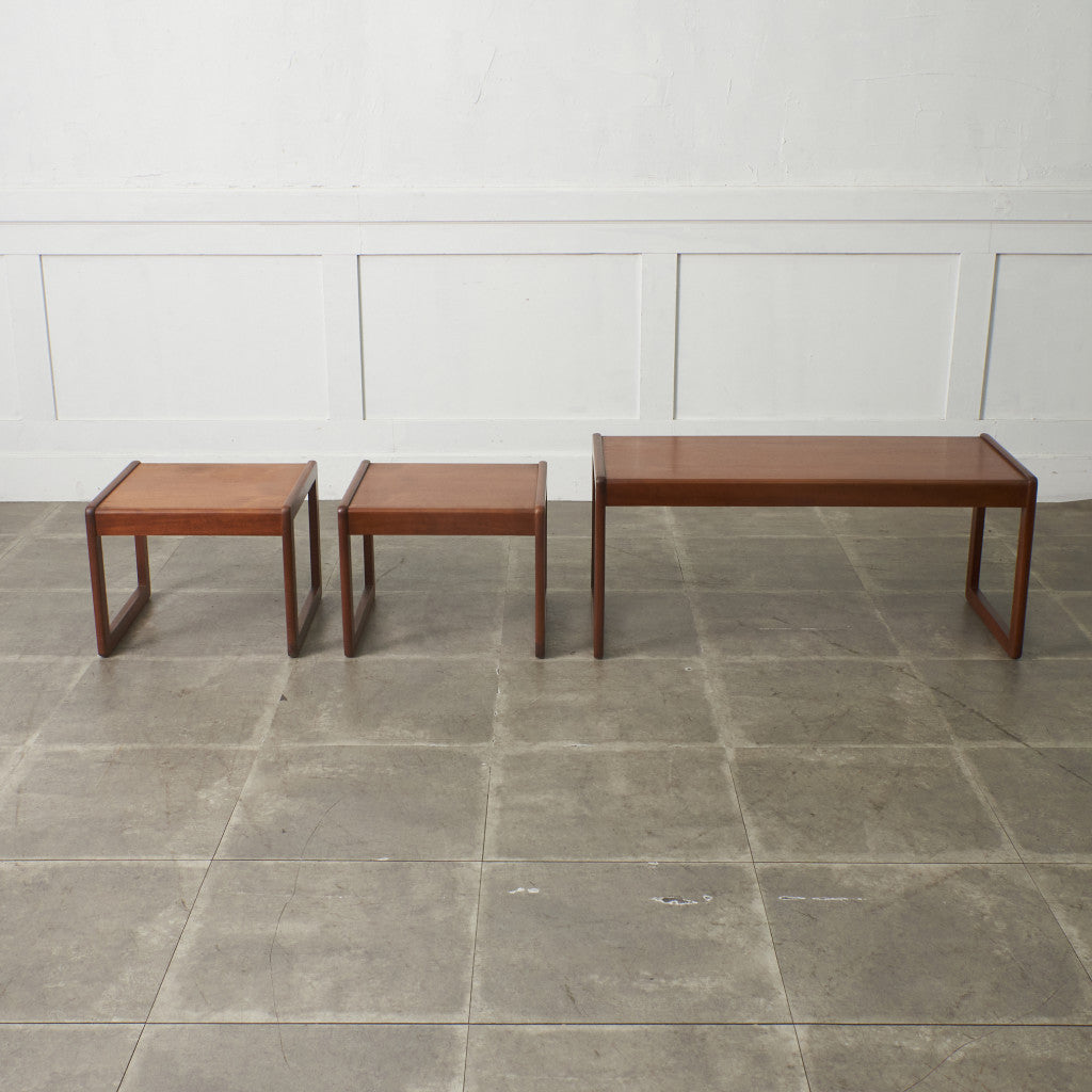 ヴィンテージ ネストコーヒーテーブル