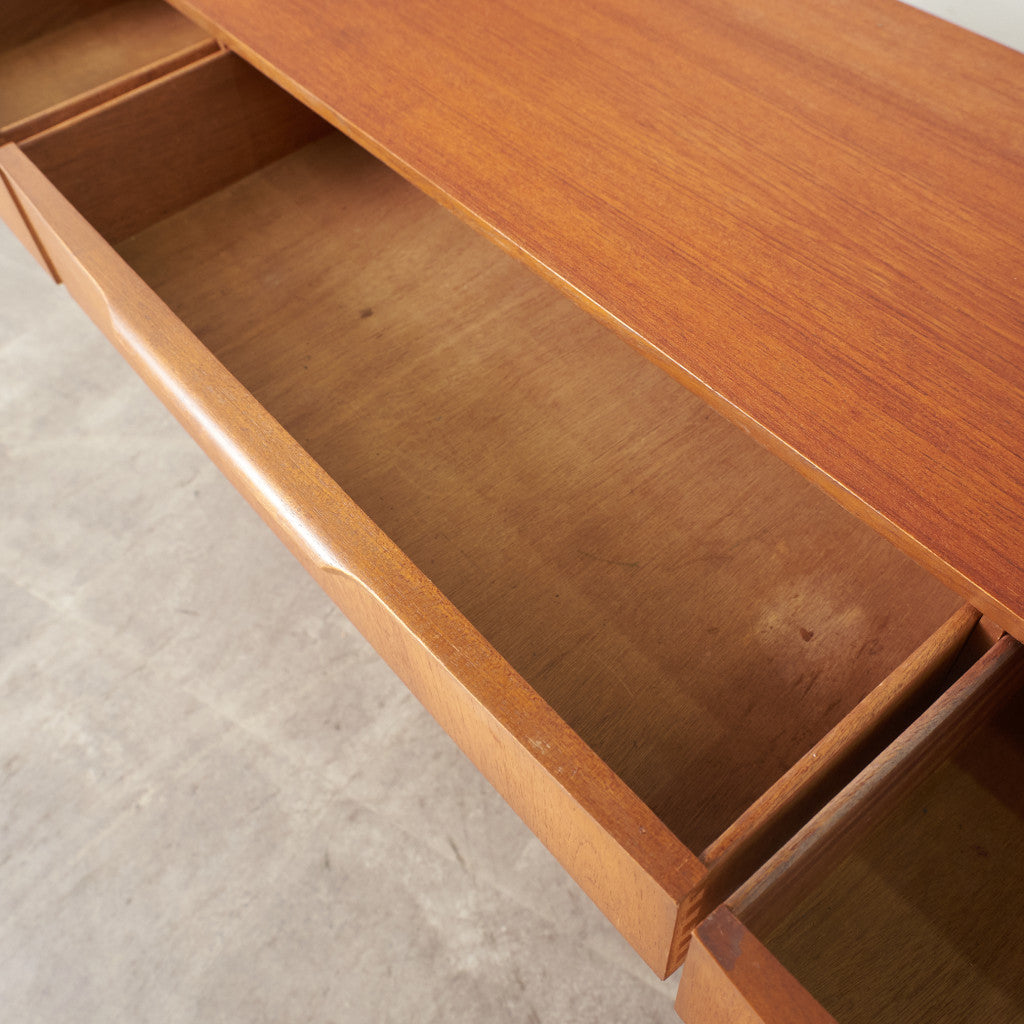 ヴィンテージ サイドボード