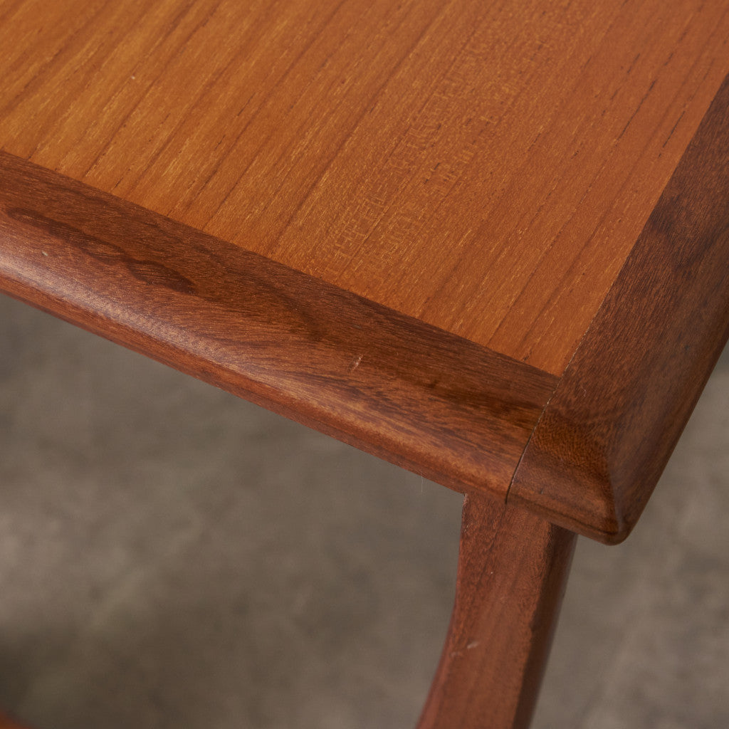 Astro ネストテーブル – rocca rocca