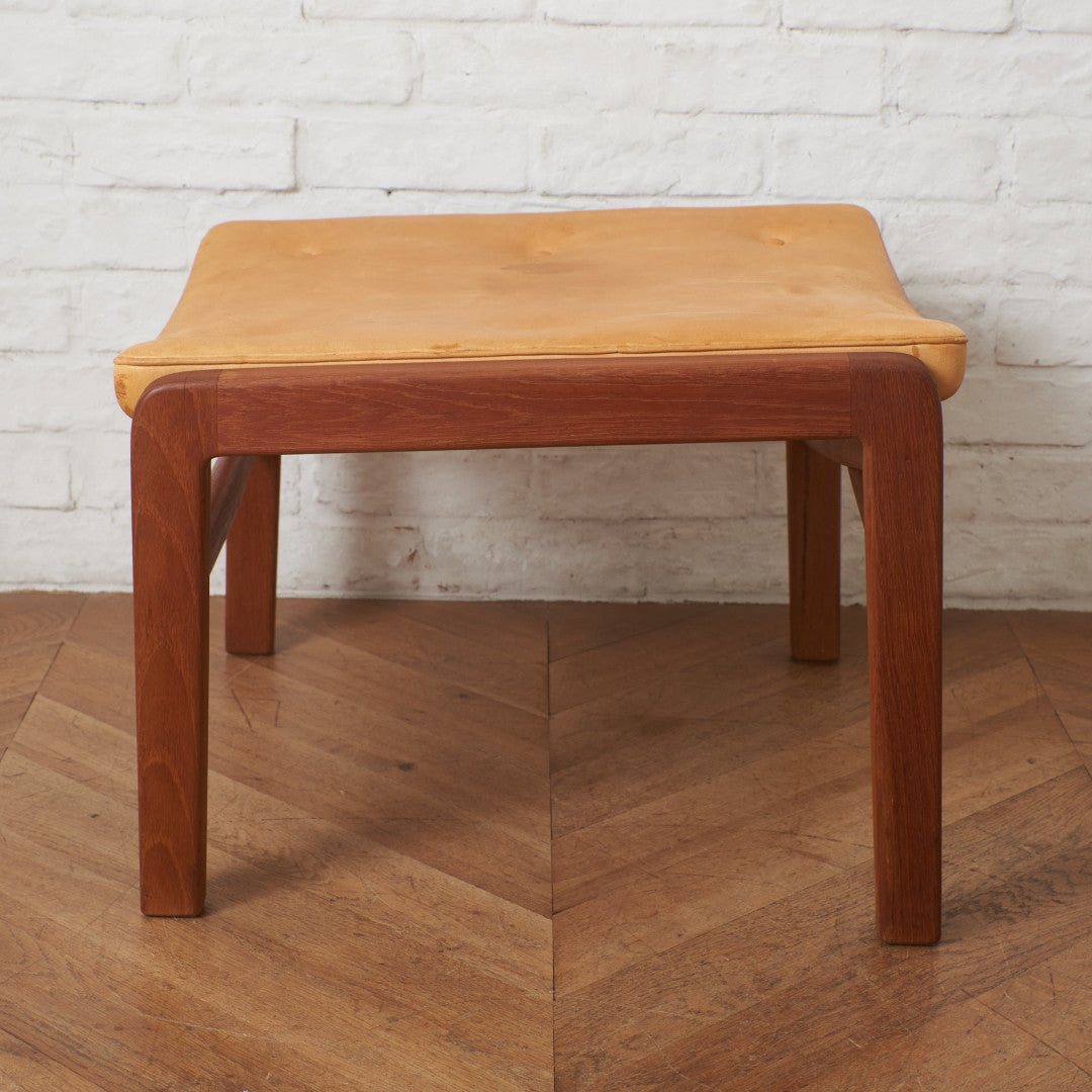 デンマーク製ヴィンテージ ヌメ革 スツール