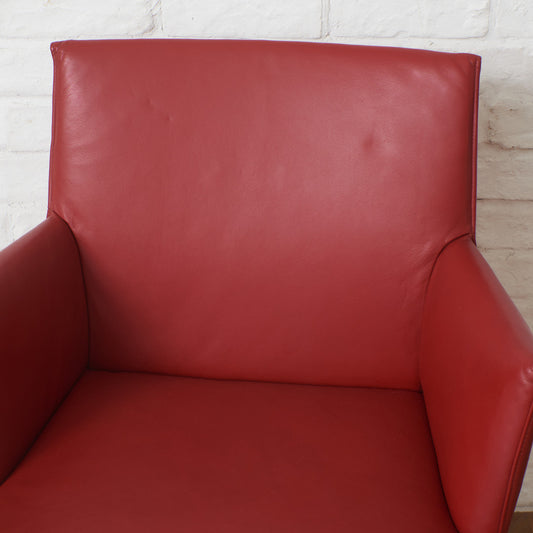 Vol Au Vent アームチェア