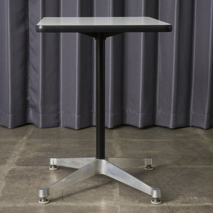 イームズ コントラクトベース テーブル