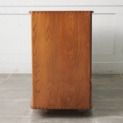 ウィンザー サイドボード / ブルーラベル