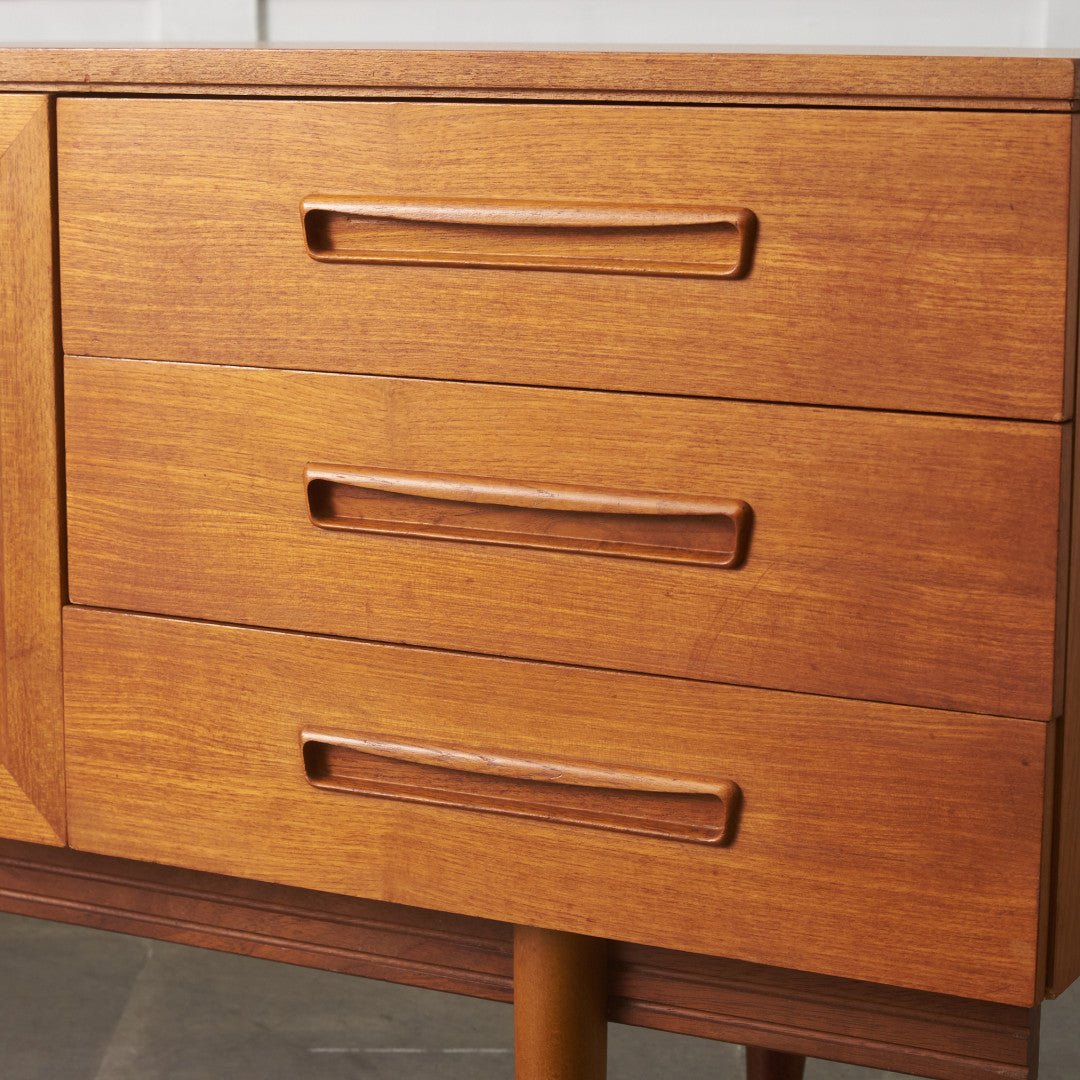 ヴィンテージ サイドボード