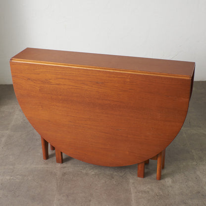 ドロップリーフゲートレッグテーブル