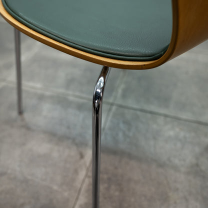 セブンチェア / フロントパディング