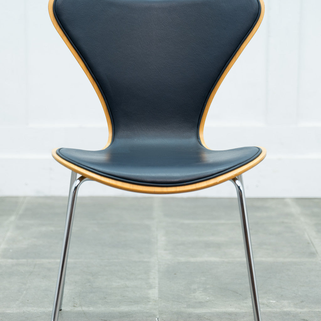 セブンチェア / フロントパディング