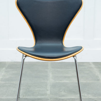 セブンチェア / フロントパディング