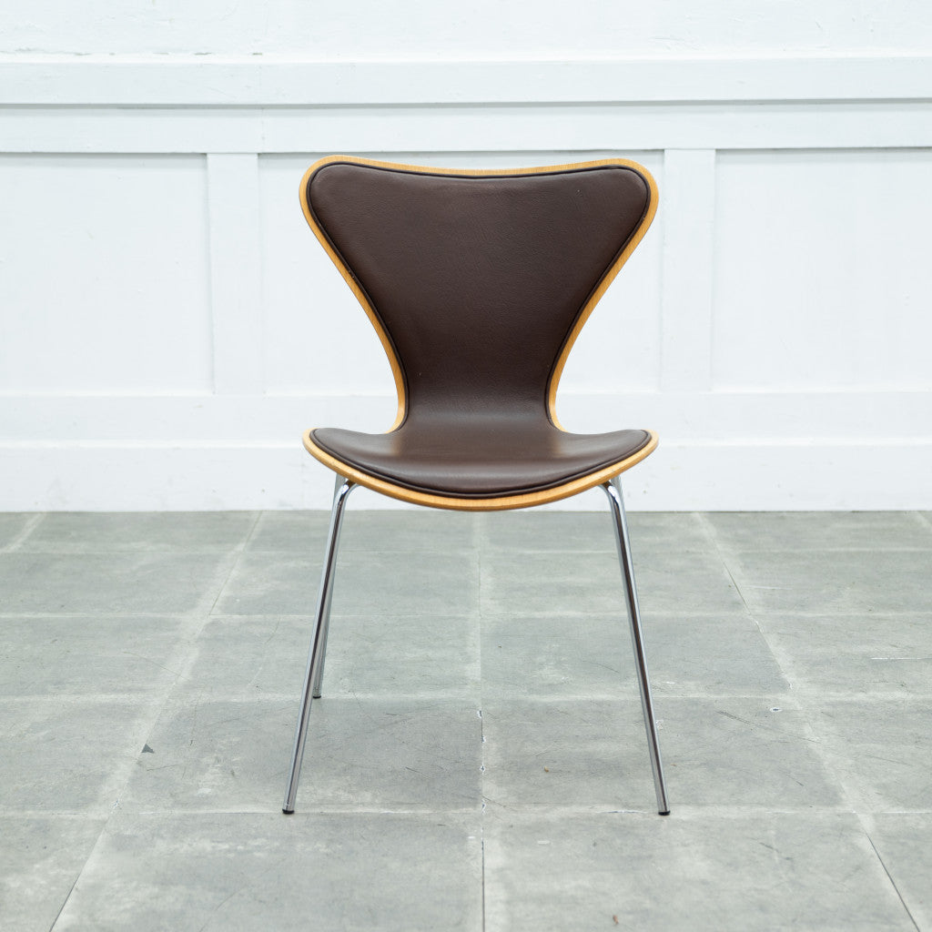 セブンチェア / フロントパディング