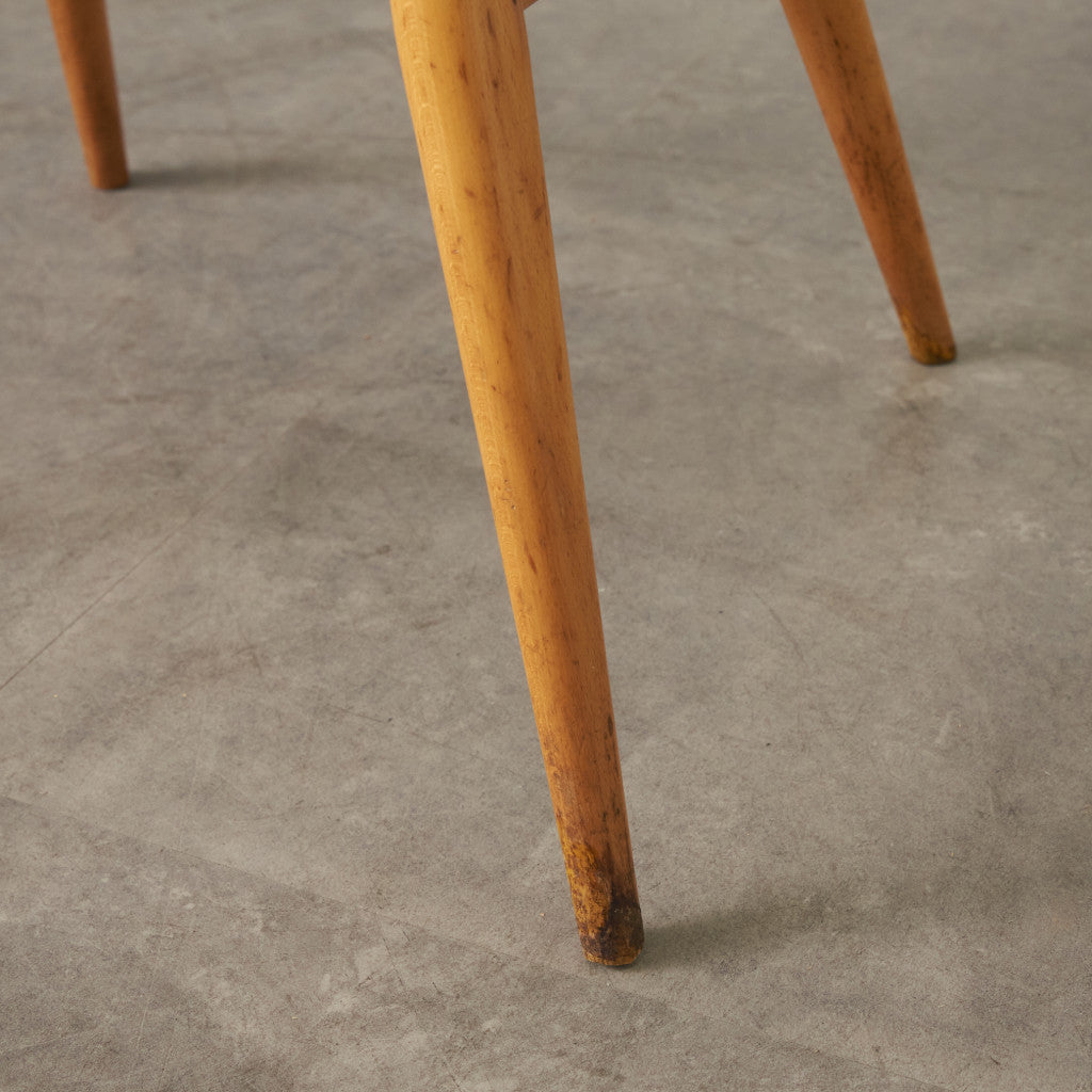 フープバックチェア