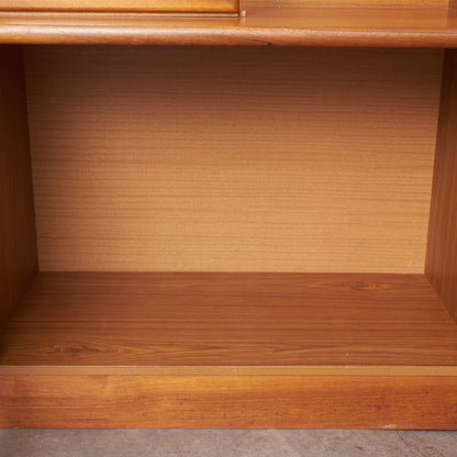 ヴィンテージ ガラスキャビネット