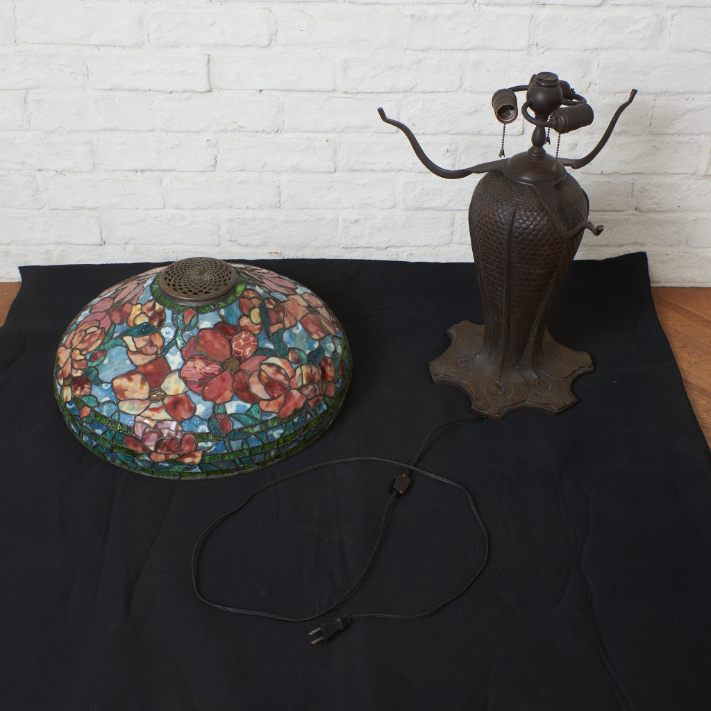 ステンドグラス ティファニーランプ