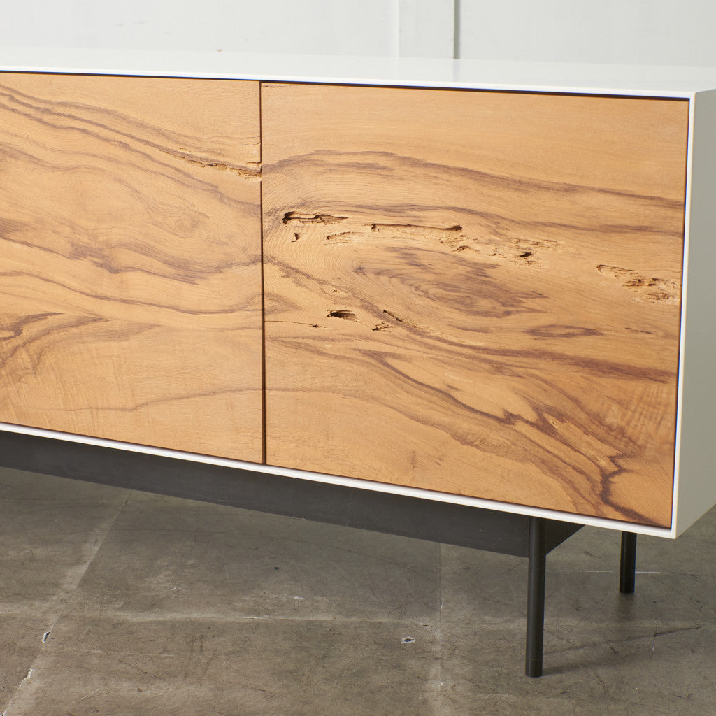 萵苣の木 サイドボード