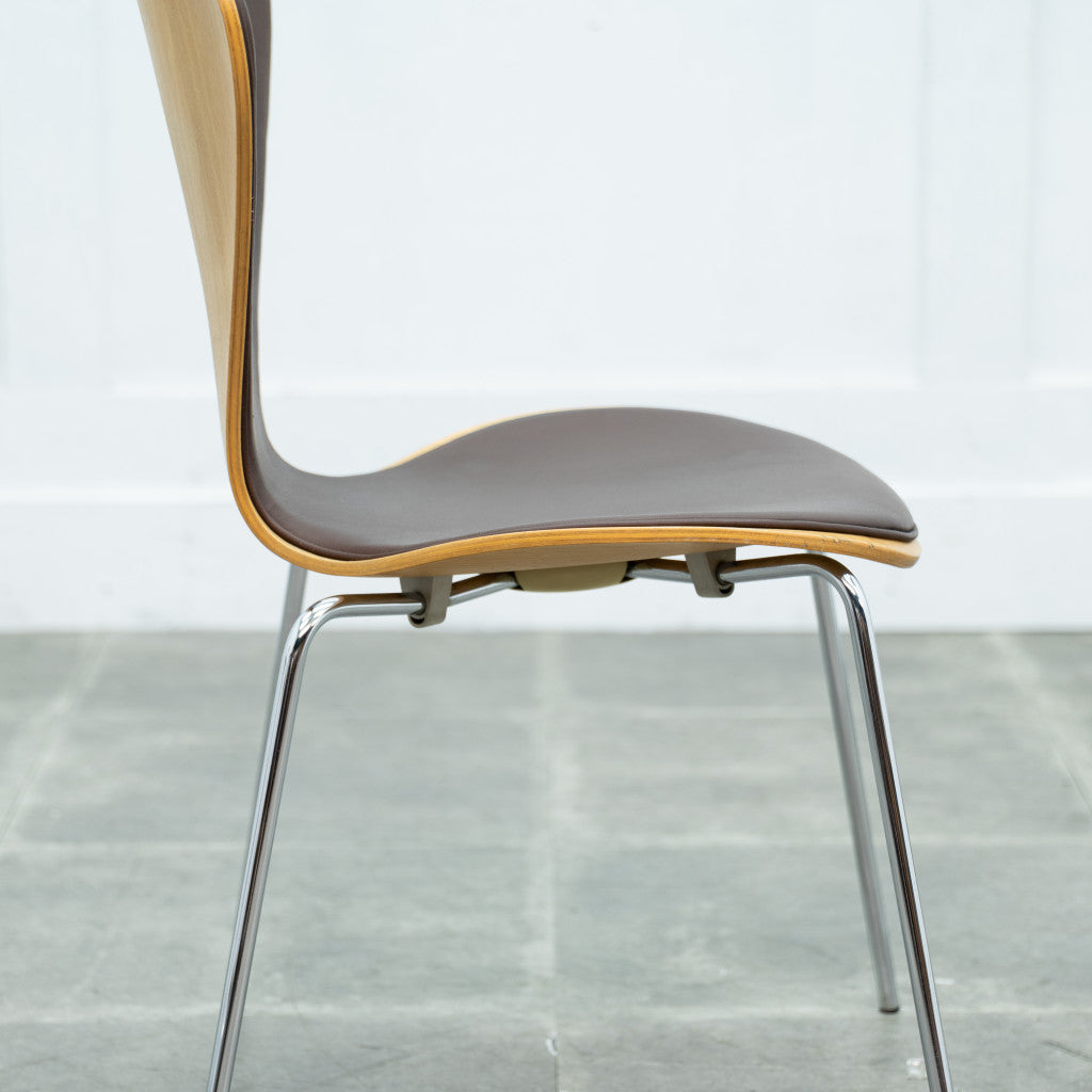 セブンチェア / フロントパディング