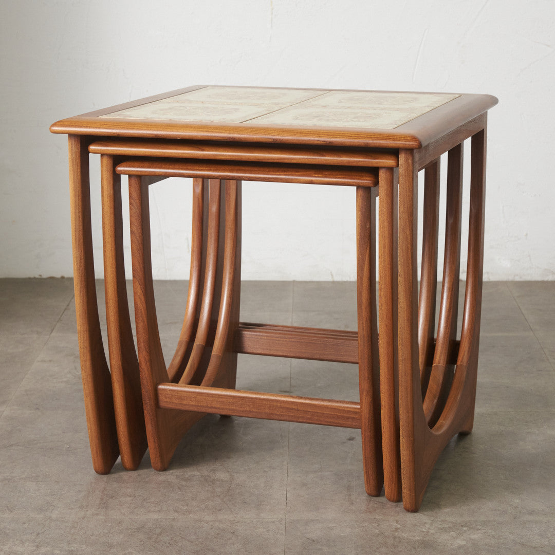 Astro セラミックタイルトップ ネストテーブル – rocca rocca