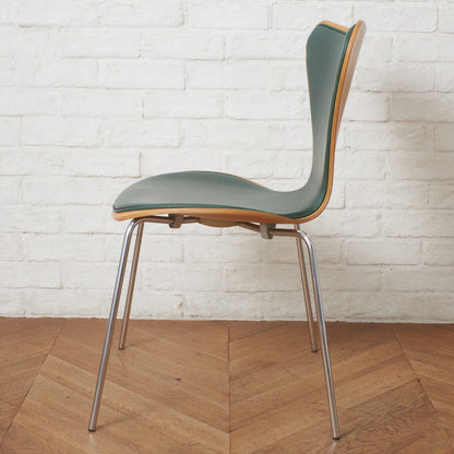 セブンチェア / フロントパディング